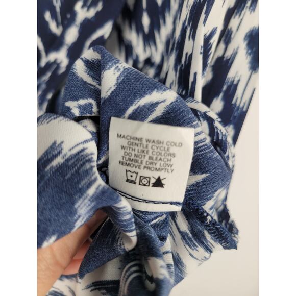 Three Eighty Two Revolve Monroe Sleeveless Surplice Topanga Blue White Sz M - Picture 6 of 9